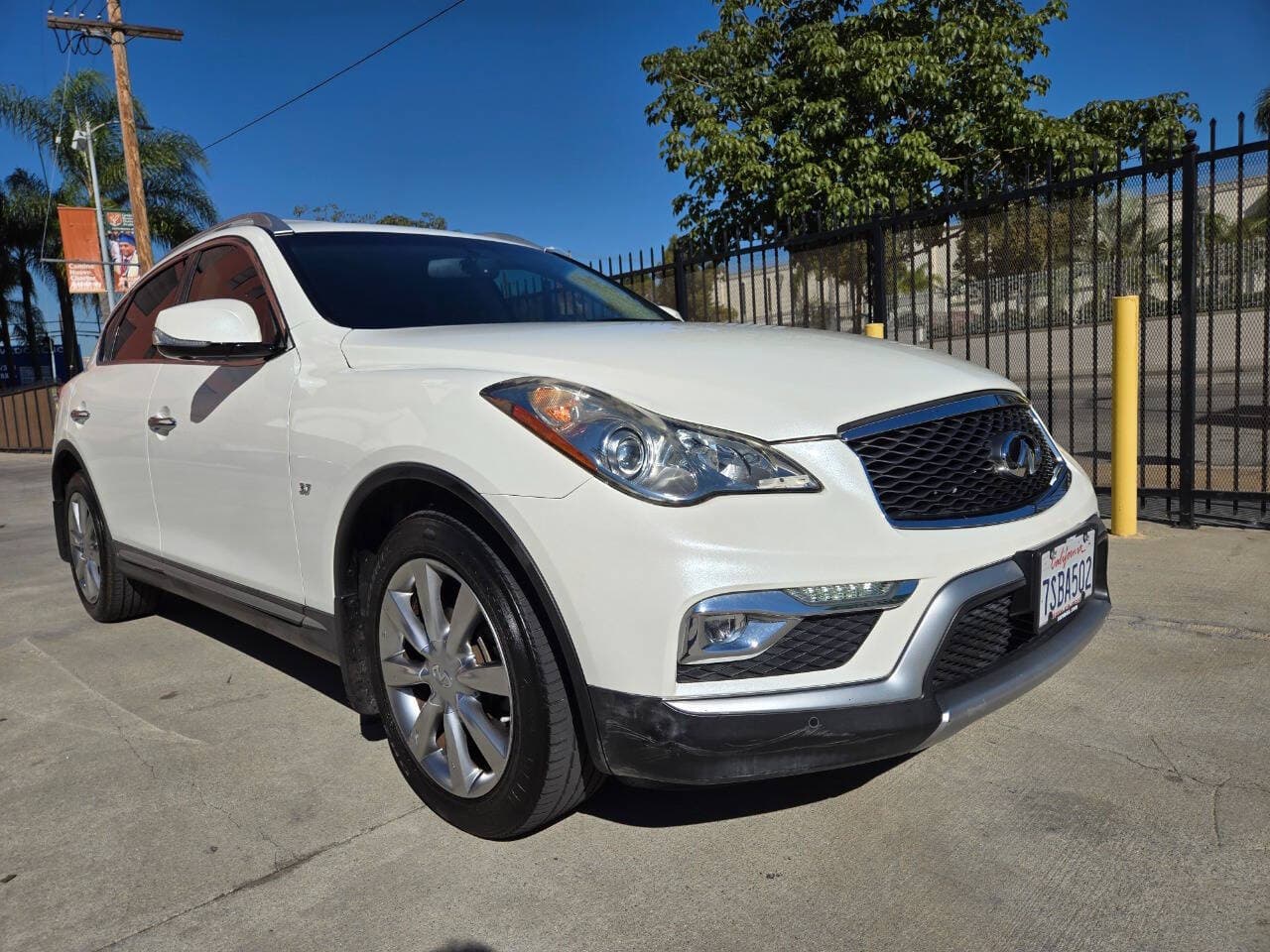 2016 Infiniti QX50 Base